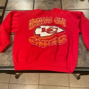 A vintage Red chiefs crewneck that is size L
